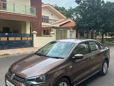 2015 Volkswagen Vento Highline 1.2 (P) AT 1