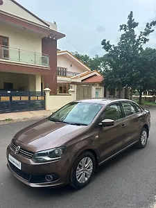 2015 Volkswagen Vento Highline 1.2 (P) AT 1 2015 Volkswagen Vento Highline 1.2 (P) AT 1