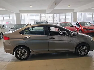 2016 Honda City 4th Generation SV Petrol