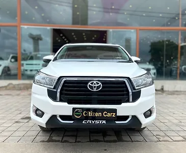 2023 Toyota Innova Crysta G 2.4 7 STR 1 2023 Toyota Innova Crysta G 2.4 7 STR 1