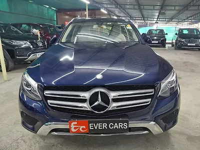 2017 Mercedes-Benz GLC 220 d Progressive 1