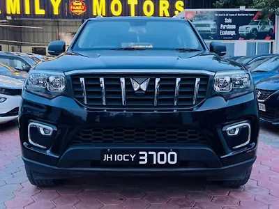 2025 Mahindra Scorpio N Z2 Diesel MT 7 STR 1