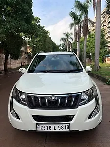 2017 Mahindra XUV500 W10 AWD 1 2017 Mahindra XUV500 W10 AWD 1