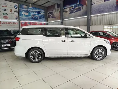 2022 Kia Carnival Limousine Plus 7 STR
