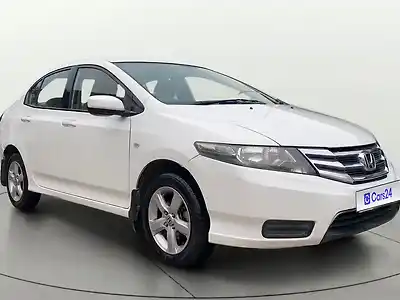 2013 होंडा सिटी 1.5 s एमटी 1