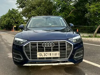2022 Audi Q5 Technology 45 TFSI [2021-2024] 1