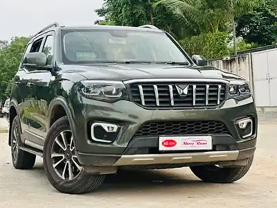 2023 महिंद्रा स्कॉर्पियो N Z8L डीज़ल एमटी 2WD 7 सीटर [2023-2024] 1