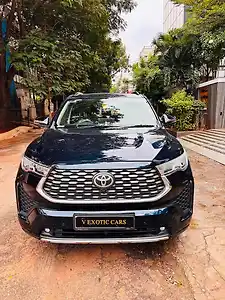 2023 टोयोटा इनोवा हायक्रॉस VX Hybrid (Electric + Petrol) Automatic (e-CVT) 7 STR 1 2023 टोयोटा इनोवा हायक्रॉस VX Hybrid (Electric + Petrol) Automatic (e-CVT) 7 STR 1