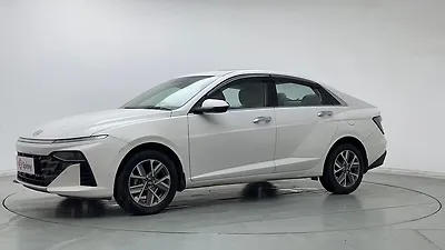 2023 Hyundai Verna SX (O) Petrol 1.5L Manual 1 2023 Hyundai Verna SX (O) Petrol 1.5L Manual 1