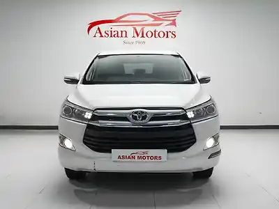 2016 टोयोटा इनोवा क्रिस्टा 2.4 V डीज़ल 1