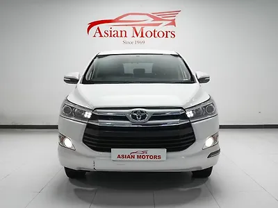 2016 Toyota Innova Crysta 2.4 V Diesel 1