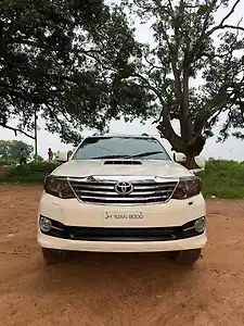 2014 Toyota Fortuner 3.0 4x4 AT 1