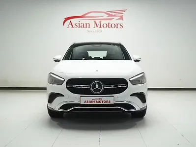 2025 Mercedes-Benz GLA 220d 4MATIC 1 2025 Mercedes-Benz GLA 220d 4MATIC 1
