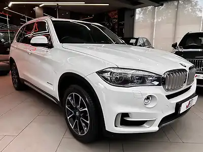 2016 BMW X5 xDrive30d Pure Experience (5 Seater) 1
