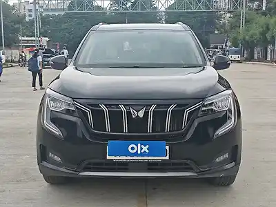 2024 महिंद्रा XUV700 AX5 2WD Diesel 2.2L Turbo Manual 7 STR 1
