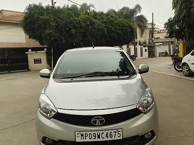 2019 Tata Tiago Revotron XT [2016-2019] 1