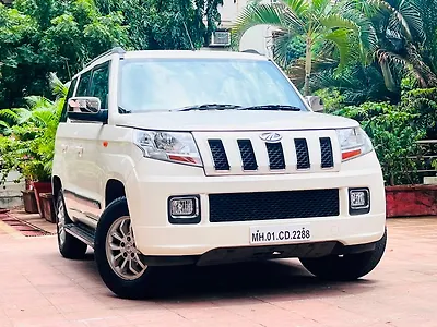 2015 Mahindra TUV300 T8 1