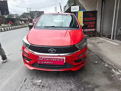 2020 Tata Tiago XT [2020-2023] 1