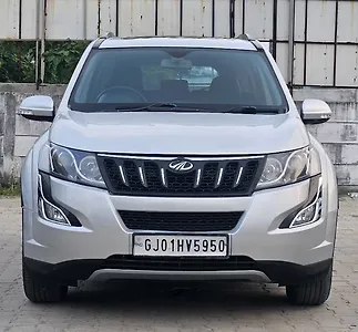 2018 Mahindra XUV500 W10 AT 1 2018 Mahindra XUV500 W10 AT 1