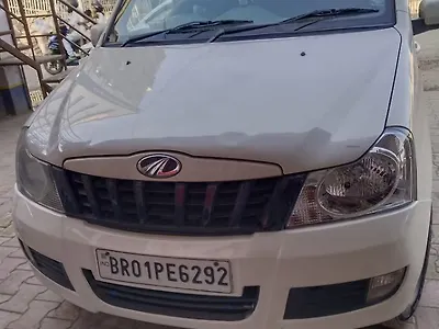 2013 Mahindra Quanto C8 1