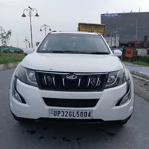 2015 Mahindra XUV500 W10 AWD 1 2015 Mahindra XUV500 W10 AWD 1