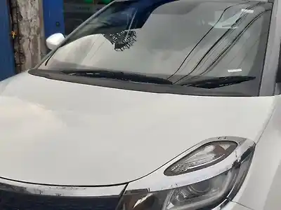 2018 टाटा नेक्सन xz प्लस 1