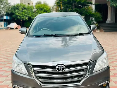 2014 Toyota Innova 2.5 VX 7 STR BS-IV
