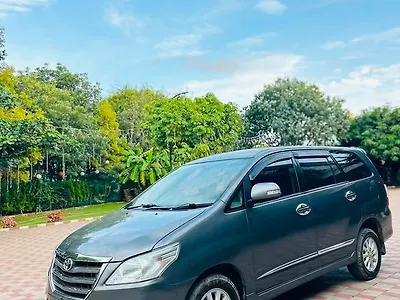 2014 Toyota Innova 2.5 VX 7 STR BS-IV