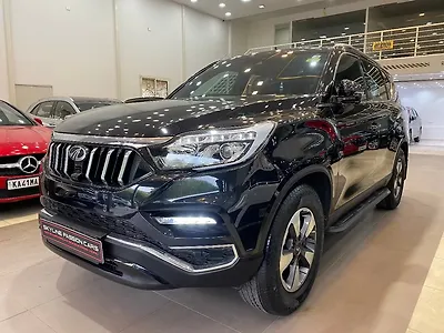 2019 Mahindra Alturas G4 4WD AT