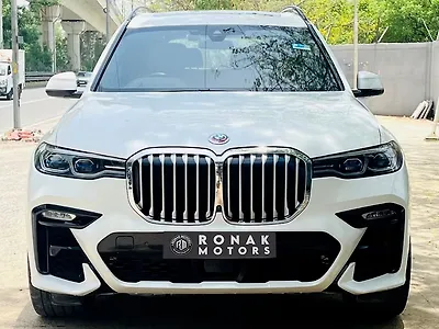 2022 BMW X7 xDrive40i M Sport (Petrol) 1