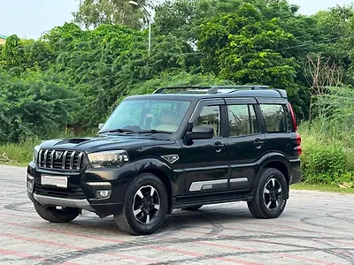 2022 Mahindra Scorpio S11 Diesel Manual 1