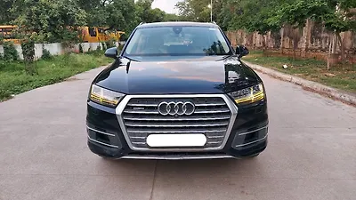 2019 Audi Q7 45 TDI Technology Pack 1 2019 Audi Q7 45 TDI Technology Pack 1