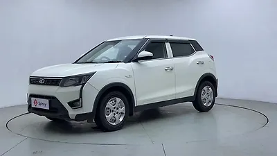 2022 Mahindra XUV300 W4 1.5 Diesel 1 2022 Mahindra XUV300 W4 1.5 Diesel 1