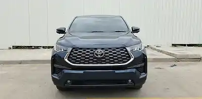 2023 टोयोटा इनोवा हायक्रॉस ZX Hybrid (Electric + Petrol) Automatic (e-CVT) 7 STR 1 2023 टोयोटा इनोवा हायक्रॉस ZX Hybrid (Electric + Petrol) Automatic (e-CVT) 7 STR 1