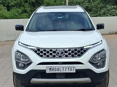 2023 Tata Safari XZA Plus 1