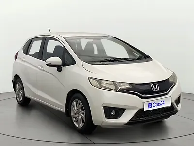 2016 Honda Jazz V AT Petrol 1