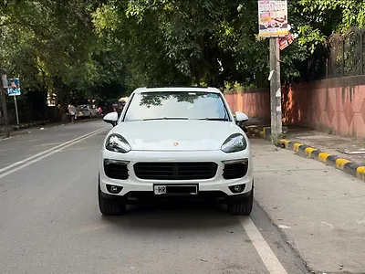 2018 Porsche Cayenne Platinum Edition Diesel 1