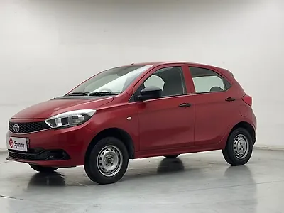 2018 Tata Tiago Revotron XM [2016-2019] 1