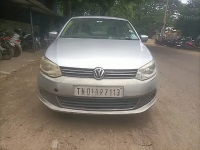 2011 Volkswagen Vento Highline Petrol 1