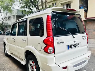 2010 Mahindra Scorpio VLX 4WD ABS BS-III