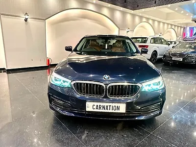2018 BMW 5-Series 520d Sport Line 1