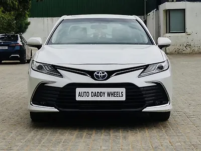 2024 Toyota Camry Hybrid 1