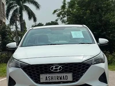 2022 Hyundai Verna S Plus 1.5 CRDi 1 2022 Hyundai Verna S Plus 1.5 CRDi 1