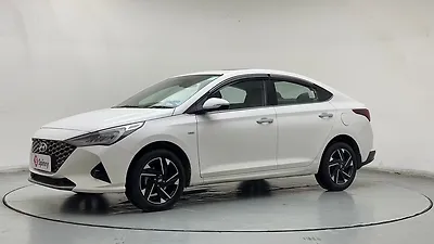 2021 Hyundai Verna SX (O) 1.5 VTVT IVT 1 2021 Hyundai Verna SX (O) 1.5 VTVT IVT 1