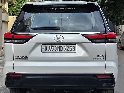 2024 Toyota Innova Hycross VX (O) Hybrid (Electric + Petrol) Automatic (e-CVT) 7 STR