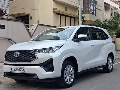 2024 Toyota Innova Hycross VX (O) Hybrid (Electric + Petrol) Automatic (e-CVT) 7 STR