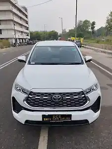 2025 टोयोटा इनोवा हायक्रॉस VX Hybrid (Electric + Petrol) Automatic (e-CVT) 7 STR 1 2025 टोयोटा इनोवा हायक्रॉस VX Hybrid (Electric + Petrol) Automatic (e-CVT) 7 STR 1