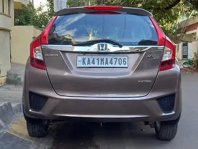 2016 Honda Jazz V AT Petrol
