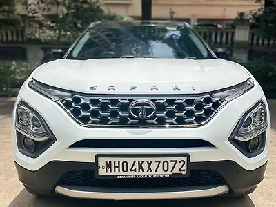 2022 Tata Safari XT Plus 1