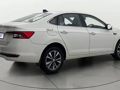 2022 Skoda Slavia Style 1.0L TSI AT